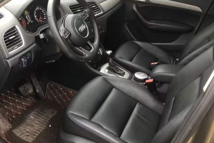 Used Audi Q3 2015 35 TFSI Millionth Anniversary Comfort Model
