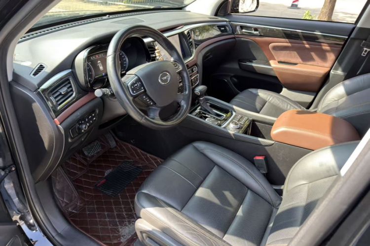 Used GAC Trumpchi GS8 2017 320T Four-Wheel Drive Luxury Smart Connectivity Version (7 Seats)