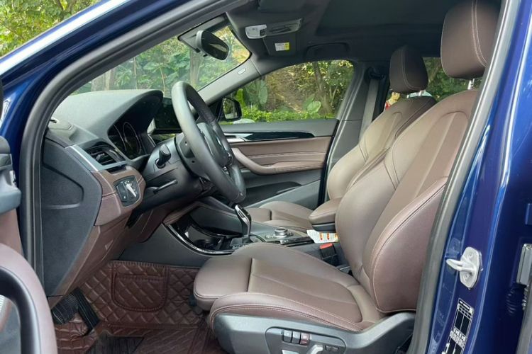 Used BMW X2 2021 sDrive25i Leading Model M Off-Road Package
