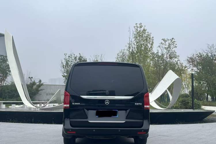 Used Mercedes-Benz V-Class 2021 V 260 Prestige Edition