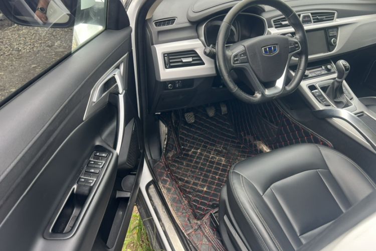 Used Geely Auto Emgrand X7 Sport 2016 2.0L Manual Smart Connect Version