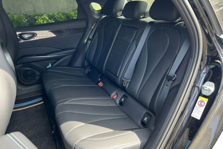 Used BYD Seal 2025 650 Long-Range Version
