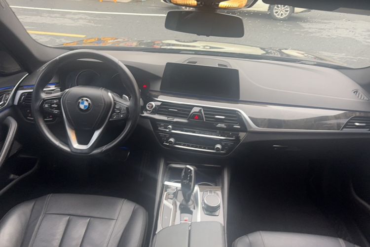 Used BMW 5 Series 2018 530Li Leading Edition Luxury Package
