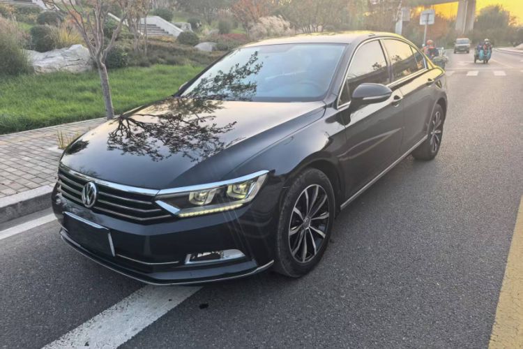 Used Volkswagen Magotan 2019 330TSI DSG Leading Model China VI Standard
