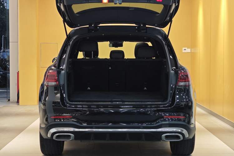 Used Mercedes-Benz GLC 2021 GLC 300 L 4MATIC Dynamic Model