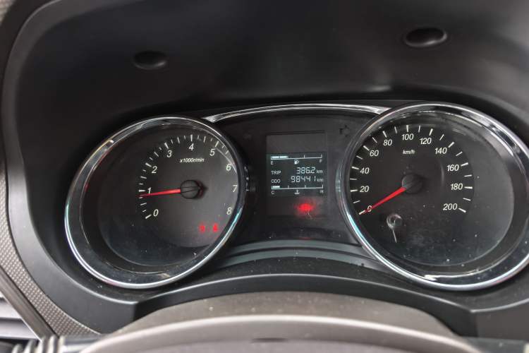 Used Wuling Hongguang 2015 1.5L S1 Standard China V-Emission Standards
