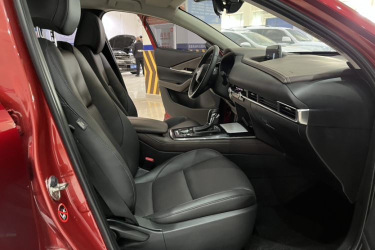 Used Mazda CX-30 2021 2.0L Automatic Joyful Edition
