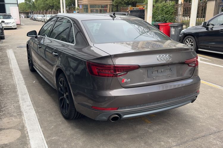 Used Audi A4L 2018 30th Anniversary Edition 45 TFSI quattro Individual Sport Edition
