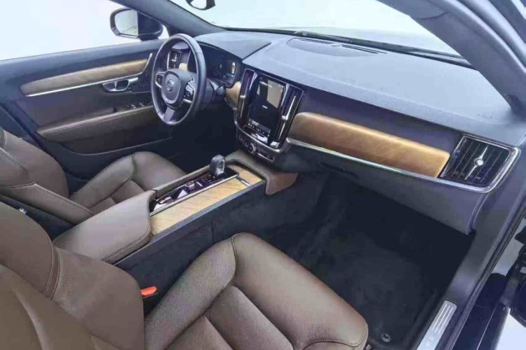 Used Volvo S90 2021 B5 Zhiyi Luxury Edition

