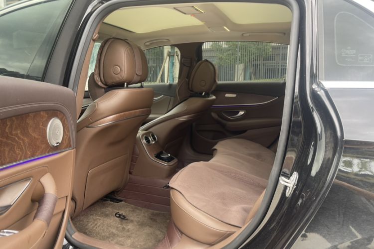 Used Mercedes-Benz E-Class New Energy 2022 Restyled E 350 e L Plug-in Hybrid Sedan
