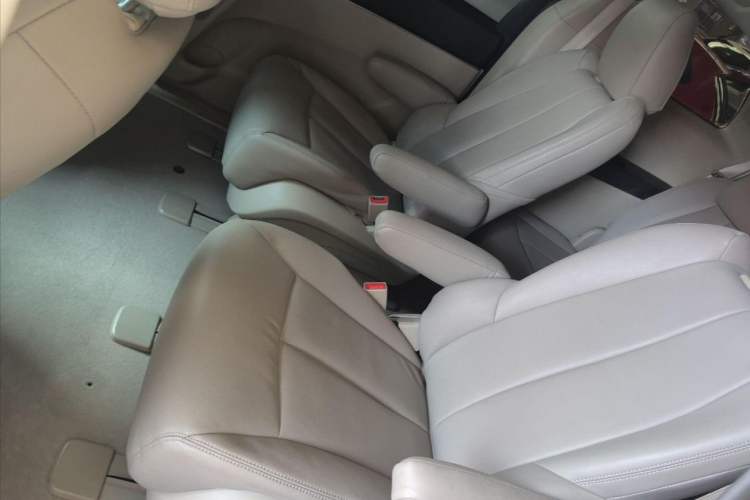 Used Buick GL8 2014 2.4L CT Luxury Business Comfort Edition
