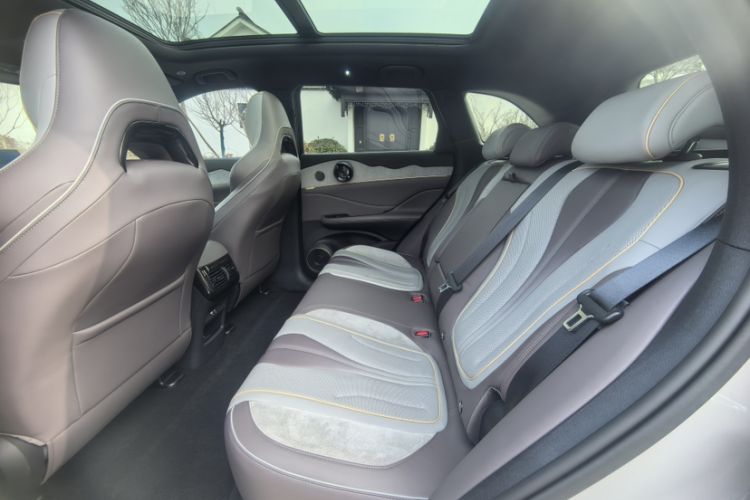 Used BYD Frigate 07 2023 DM-i 205KM Flagship Model
