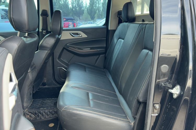 Used JMC Yuhu 7 2022 2.0T Automatic Diesel 4x4 Comfort Plus Long Wheelbase
