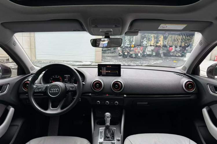 Used Audi A3 2018 30th Anniversary Edition Limousine 35 TFSI Fashion Model