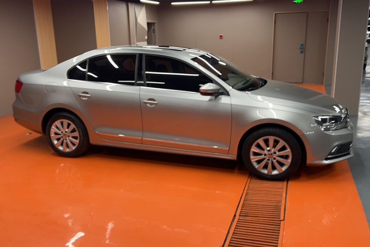 Used Volkswagen Sagitar 2015 1.6L Automatic Comfort Model