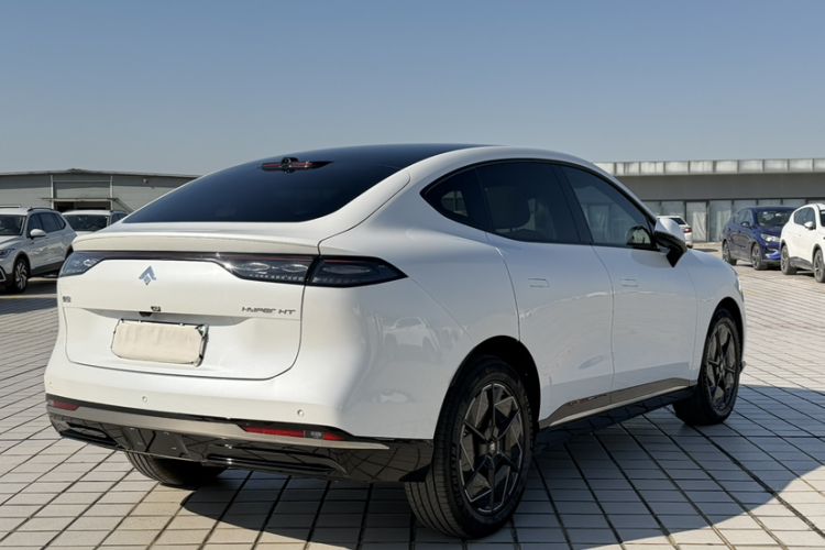 Used  HT 2023 670 Rear-Drive Ultra-High Voltage Version
