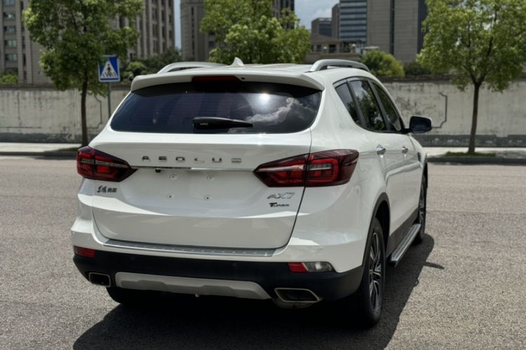 Used Dongfeng Aeolus AX7 2018 Classic 1.4T Manual Luxury Model
