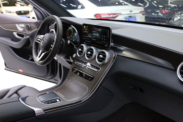 Used Mercedes-Benz GLC 2022 Refreshed GLC 300 L 4MATIC Dynamic Edition Prestige Version
