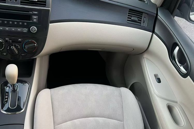 Used Nissan Tiida 2011 1.6L CVT Comfort Model