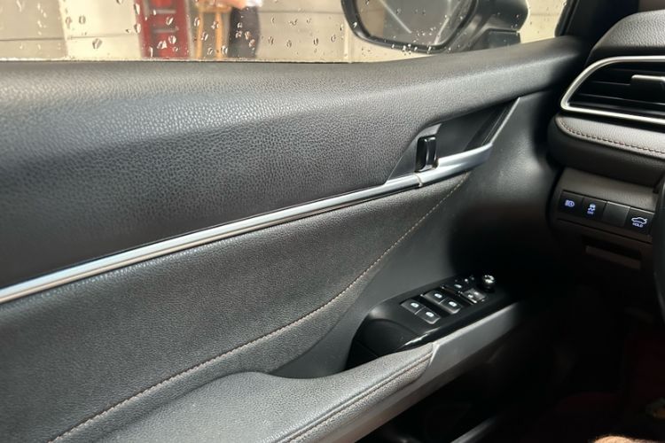 Used Toyota Camry 2019 Revised Version 2.0G Luxury Edition
