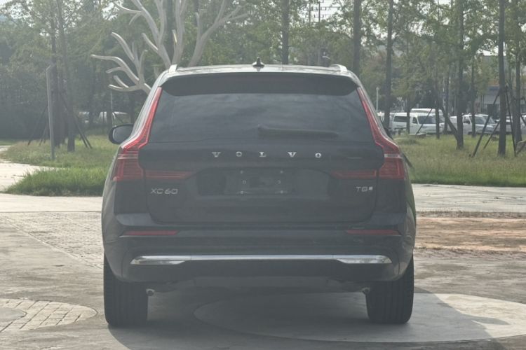 Used Volvo XC60 New Energy 2025 Plug-in Hybrid Long-Range All-Wheel Drive Smart & Luxurious Edition
