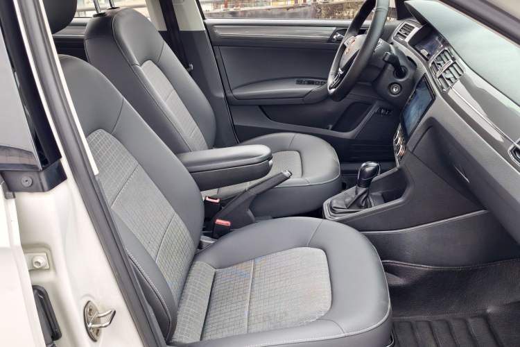 Used Volkswagen Santana 2016 1.6L Automatic Comfort Edition
