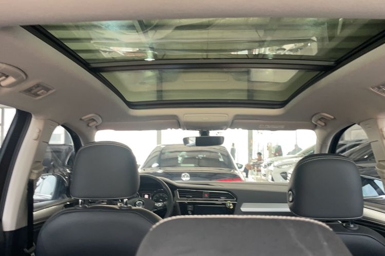 Used Volkswagen Tiguan L 2018 Facelift 330TSI Automatic Two-Wheel Drive Luxury Edition
