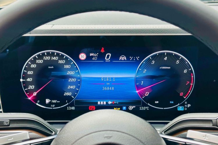 Used Mercedes-Benz GLE 2024 GLE 450 4MATIC Stylish Model
