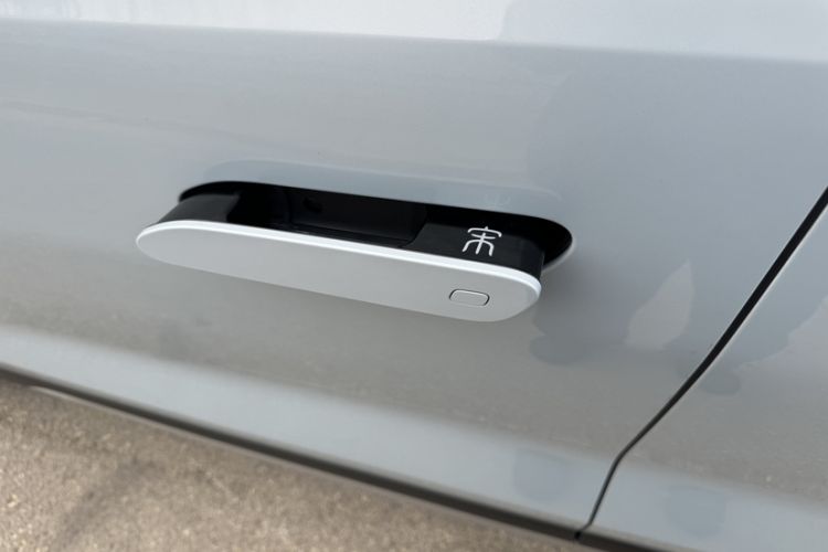 Used BYD Song L DM-i 2025 Intelligent Driving Version 160 km Beyond-Range Type