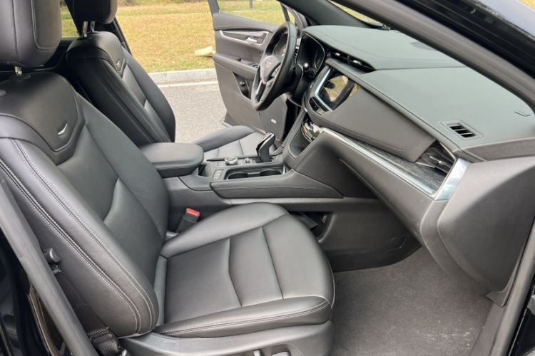 Used Cadillac XT5 2021 28T Luxury Version