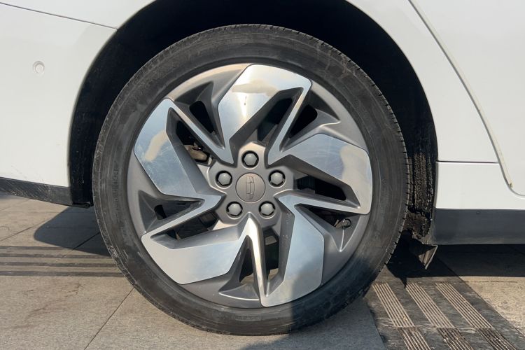 Used Geometry A 2019 High-Performance Standard Range Power Edition