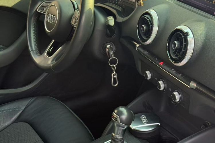 Used Audi A3 2018 30th Anniversary Edition Sportback 35 TFSI Fashion Model
