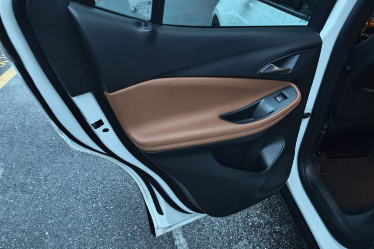 Used Buick Encore GX 2020 20T CVT Two-Wheel Drive Flagship Version
