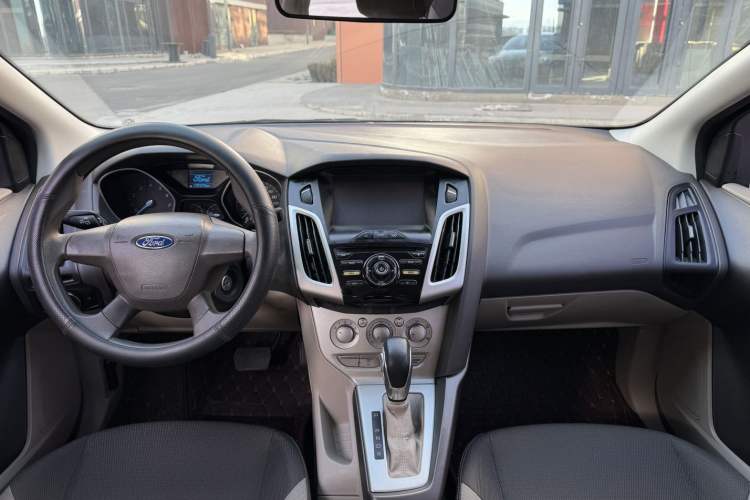 Used Ford Focus 2012 Sedan 1.6L Automatic Comfort Model