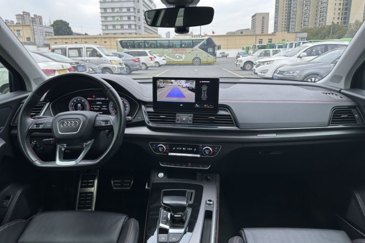 Used Audi Q5L 2022 40T RS Package Performance Model
