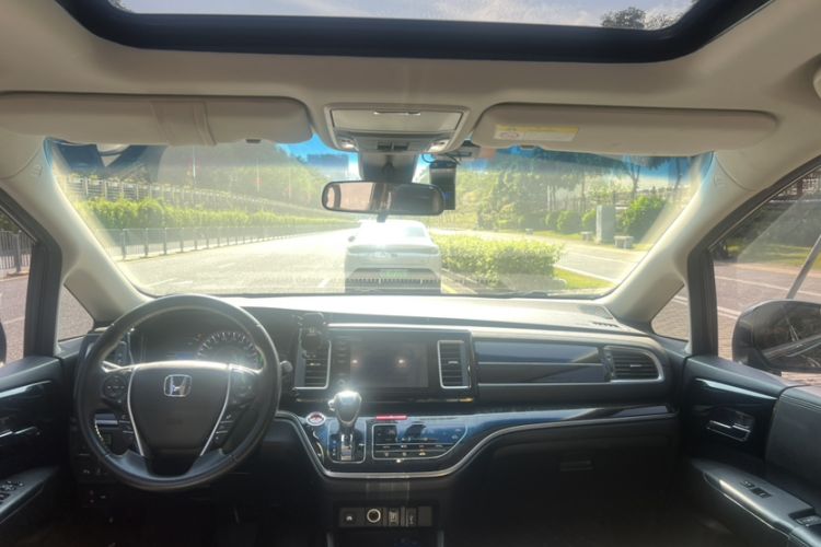 Used Honda Elysion 2019 2.0L Hybrid Luxury Edition
