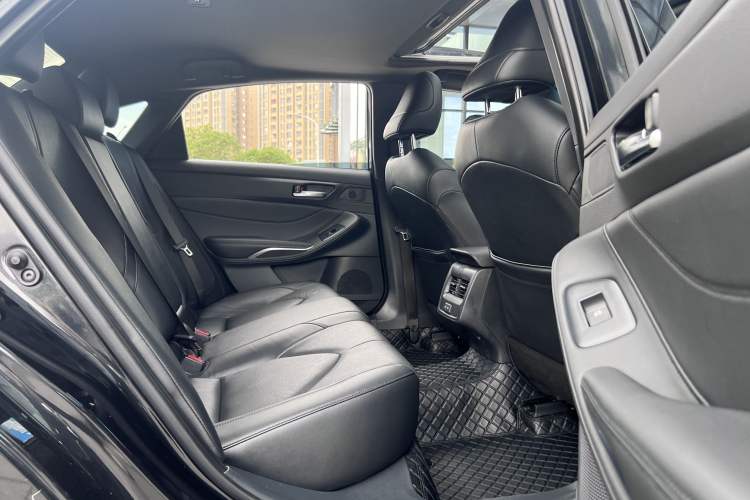 Used Toyota Avalon 2022 2.5L Luxury Edition