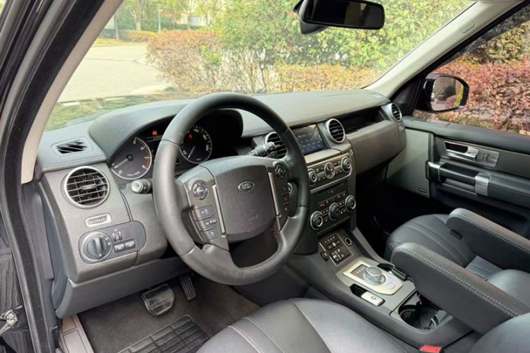 Used Land Rover Discovery 2015 3.0 SC V6 SE