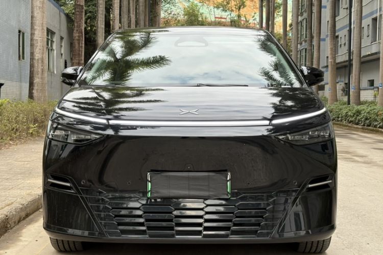 Used XPeng X9 2025 740 Ultra-Long Range Max
