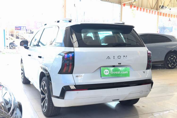 Used AION V 2024 Aion Tyrannosaurus 650 Smart Premium Edition
