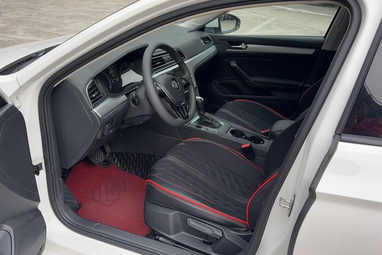 Used Volkswagen Lamando 2019 230TSI DSG Fashion Edition China V Standard
