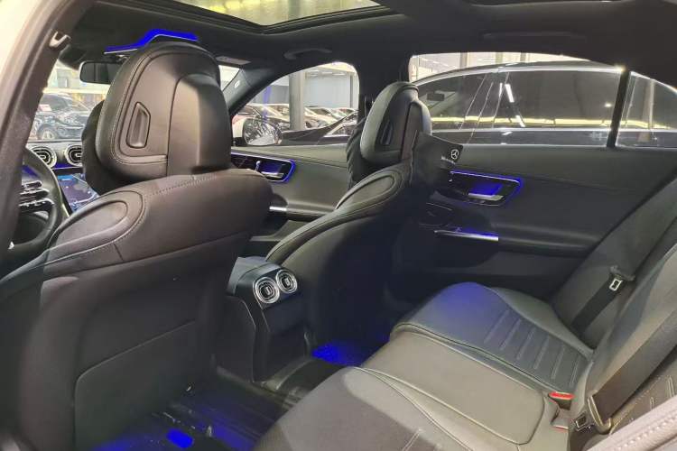 Used Mercedes-Benz C-Class 2023 Second Facelift C 260 L Sport Edition
