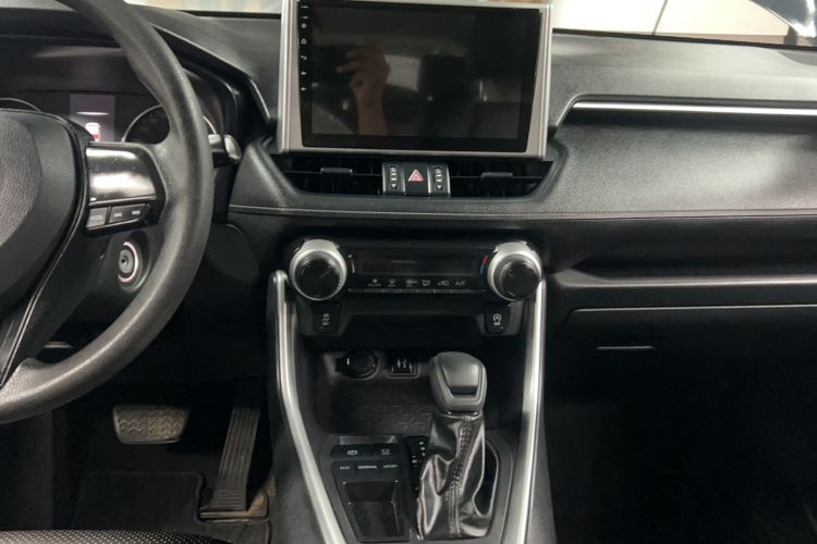 Used Toyota Wildlander 2022 2.0L CVT Two-Wheel Drive Leading Edition
