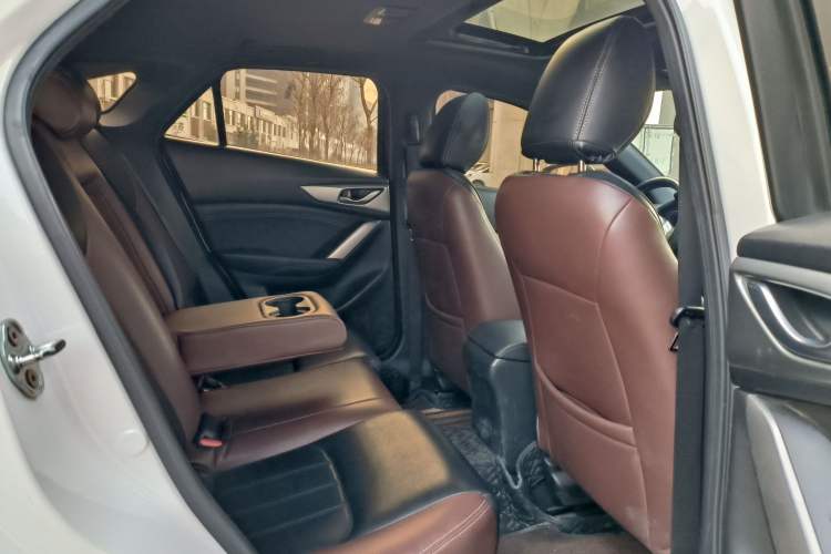 Used Mazda CX-4 2016 2.0L Automatic 2WD Blue Sky Dynamic Edition
