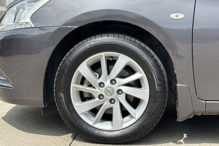 Used Nissan Sylphy 2014 1.6XV CVT Deluxe Edition