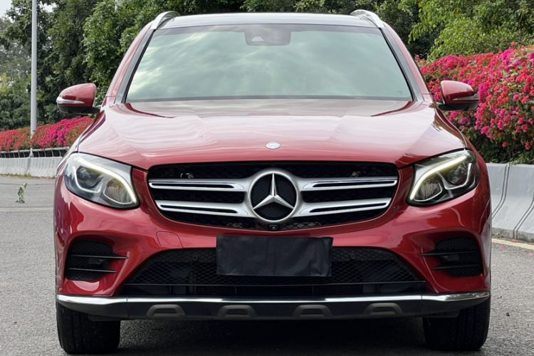 Used Mercedes-Benz GLC 2017 GLC 260 4MATIC Luxury Model
