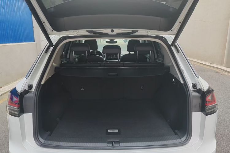 Used Volkswagen Tayron 2023 330TSI Two-Wheel-Drive Luxury Plus Advanced Version