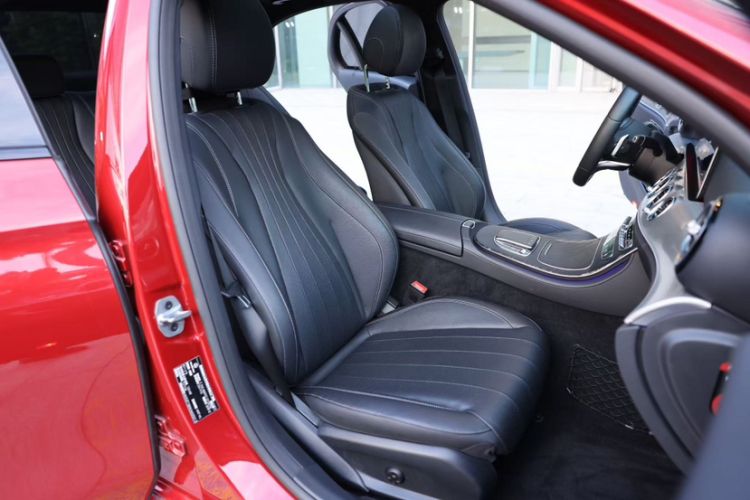 Used Mercedes-Benz E-Class 2019 E 260 Sport Edition 4MATIC
