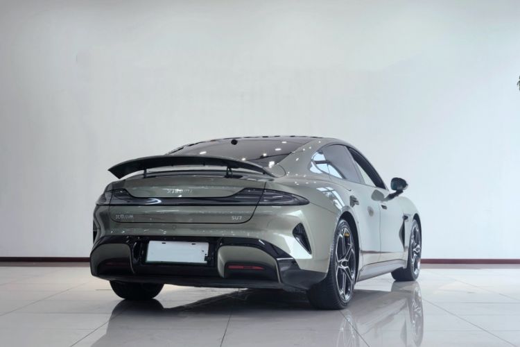 Used  SU7 2024 Rear-Drive Ultra-Long Range Advanced Pro-Level Intelligent Driving Version
