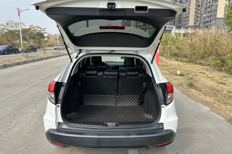 Used Honda Vezel 2020 1.5L CVT Elite Edition
